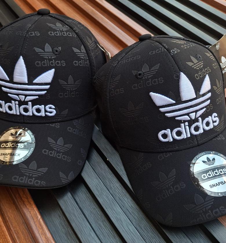 Quality men designer caps  image