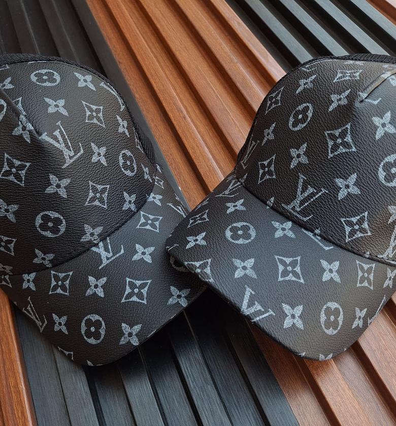 Quality men designer caps image