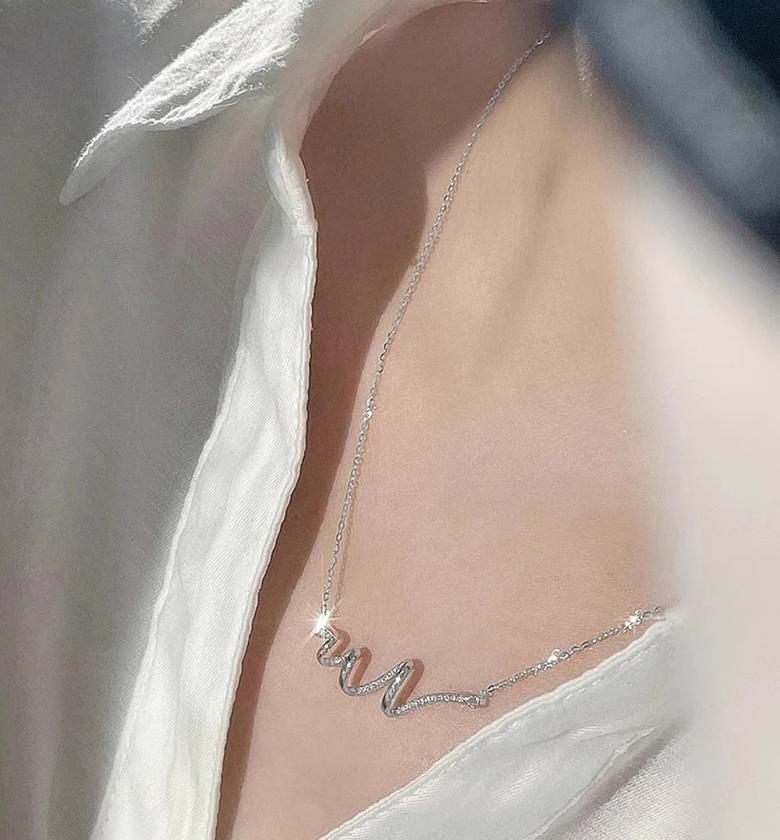 Heartbeat Wave Necklace  image