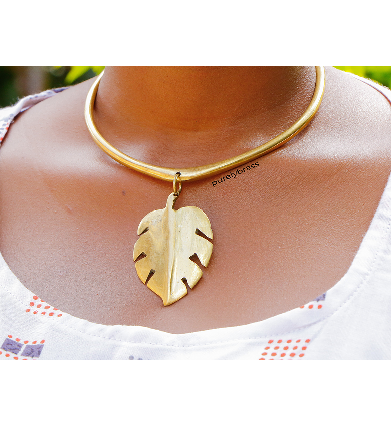 Decorative Leaf shape Brass choker image