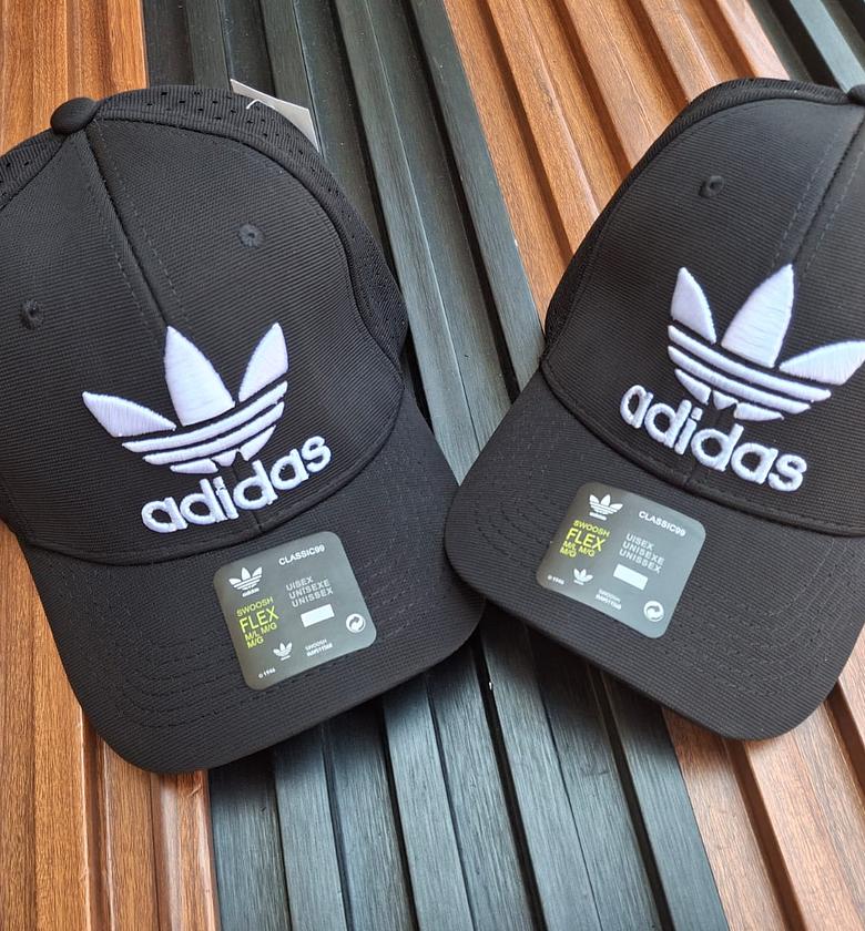 Quality men designer caps image