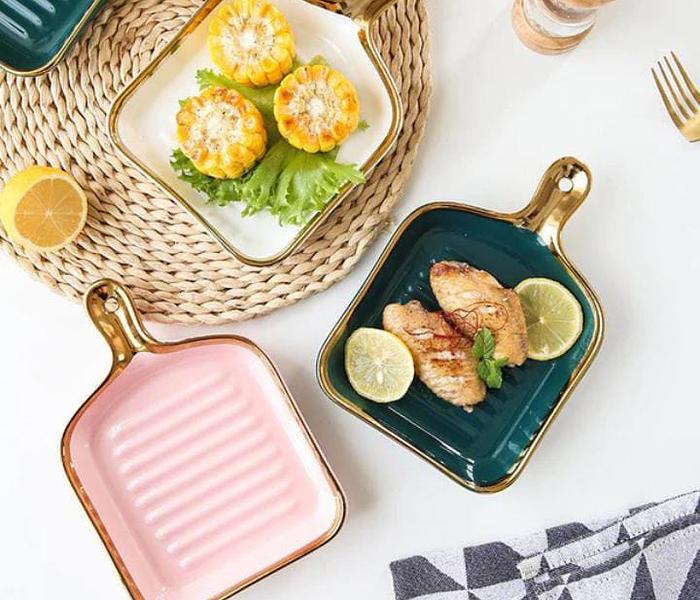Porcelain Gold ring snack plate with handle image