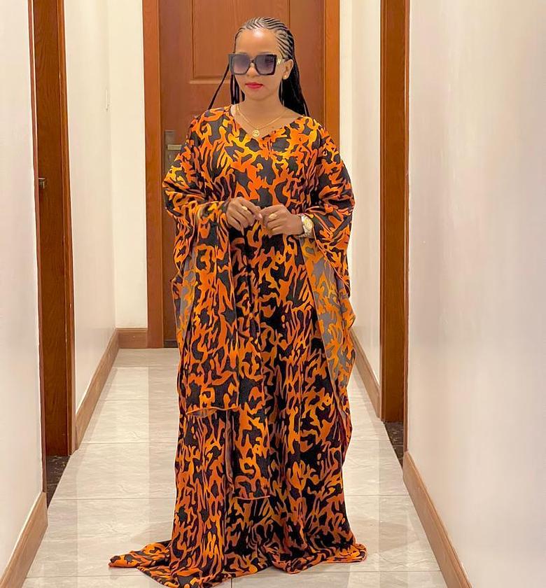 Elegant Luxe Dera image