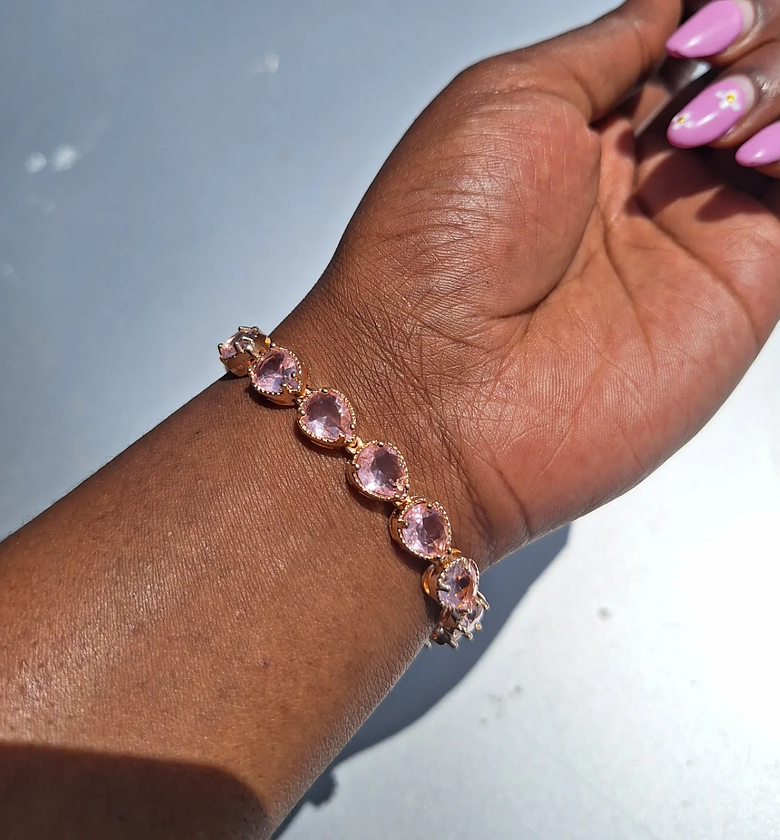 hypollargenic non tarnish and anti fading gold coated braclet image