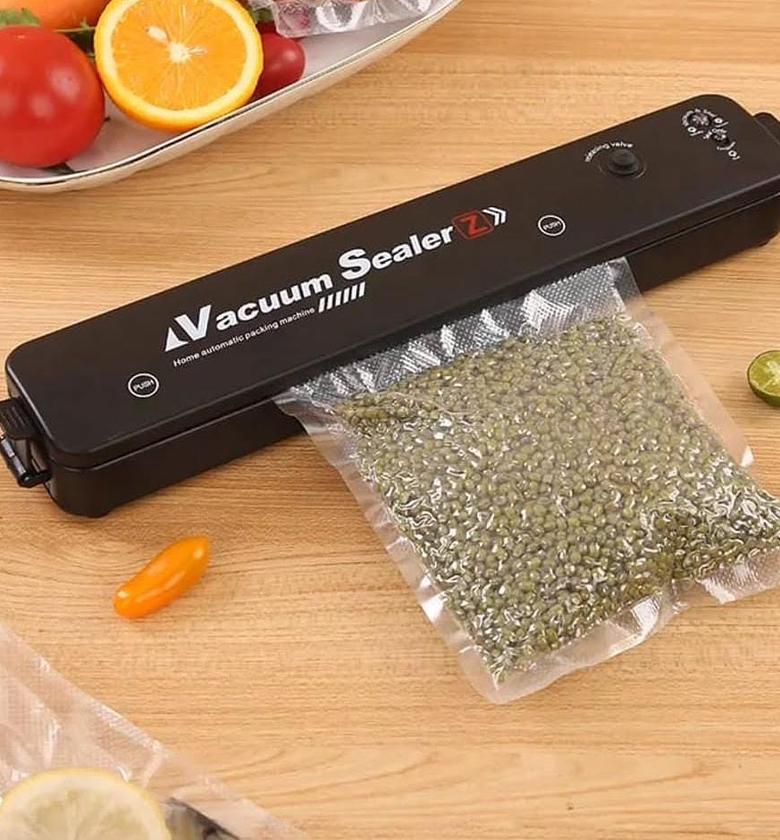 Vacuum thermal sealer. image