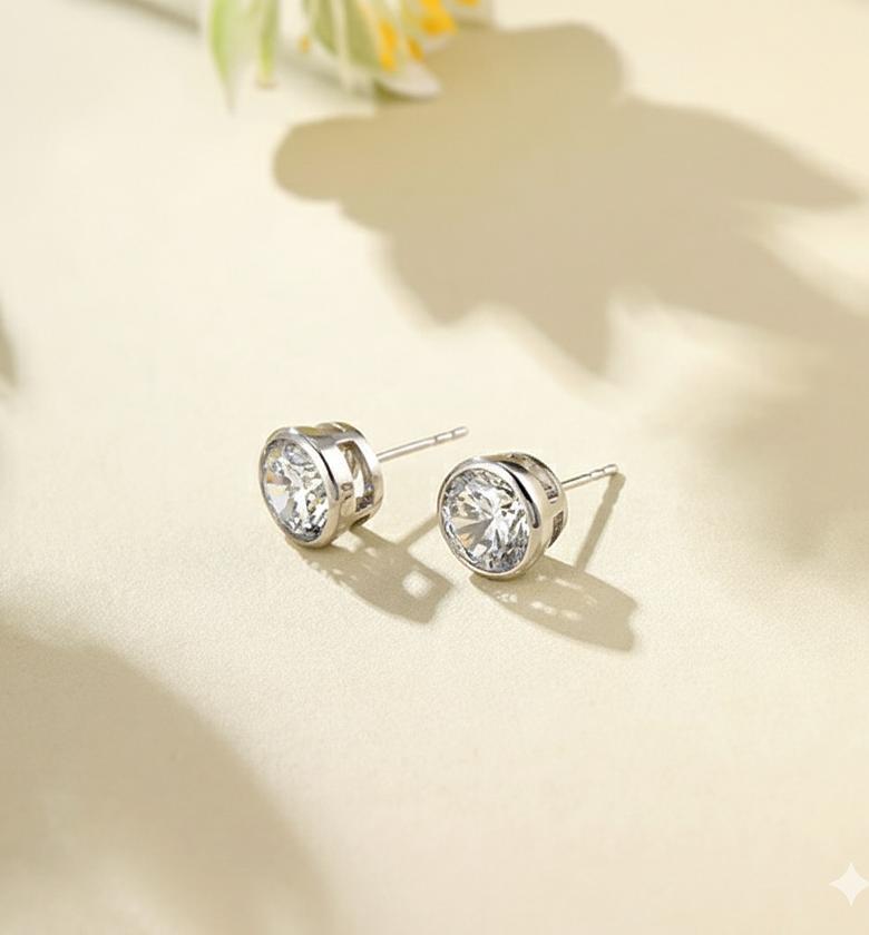 Diamond Stud Earring image