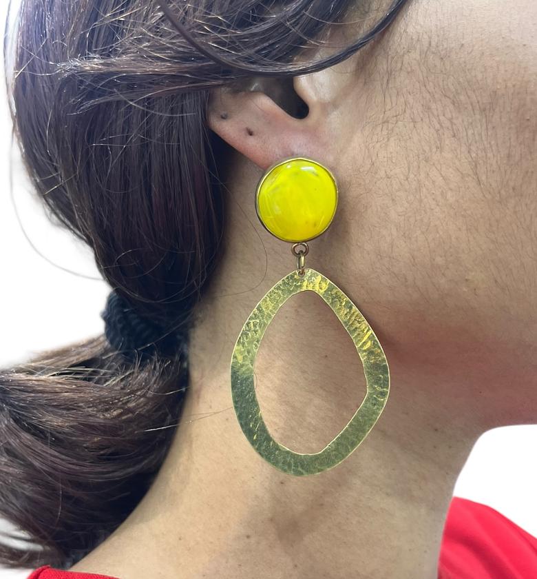 Jioni Fans Earrings image