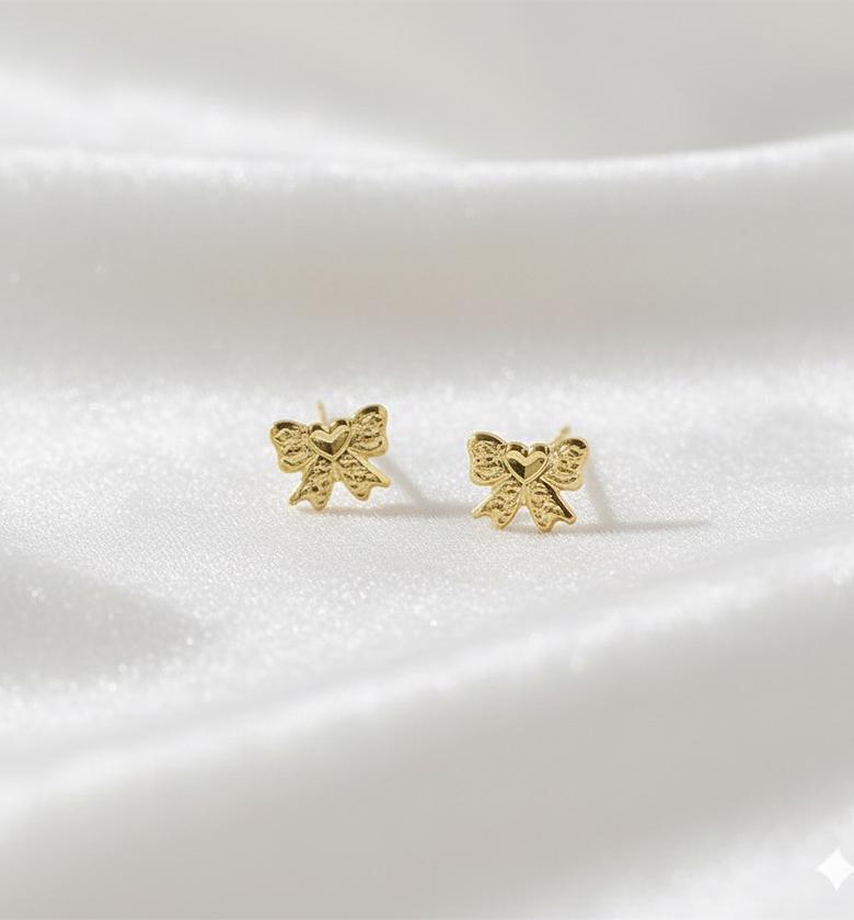 Heart Bow Stud Earring image
