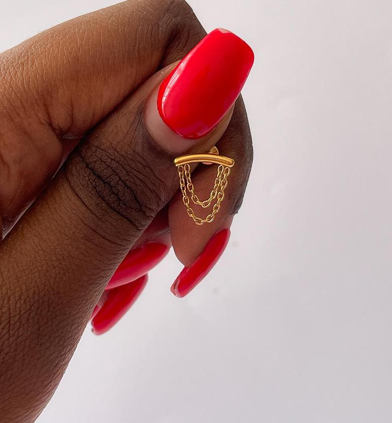 Golden Draped Chain Titanium Labret Stud image