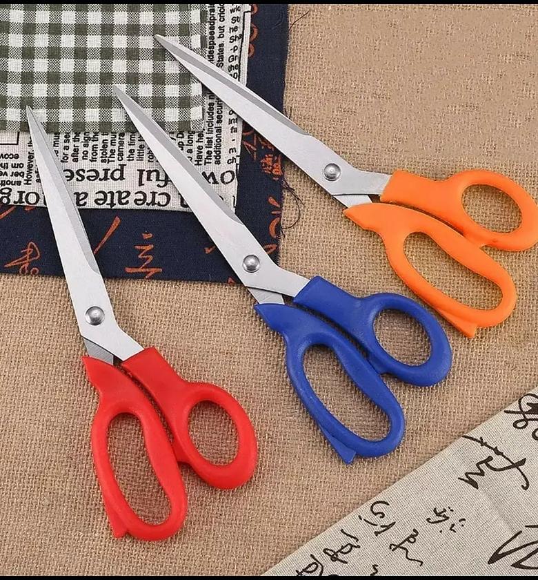 Professional 8.5 Inch Multi-Purpose Fabric Scissors image