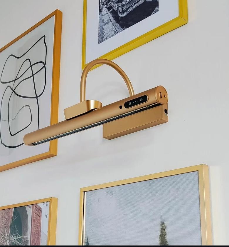 Rechargeable frame light image