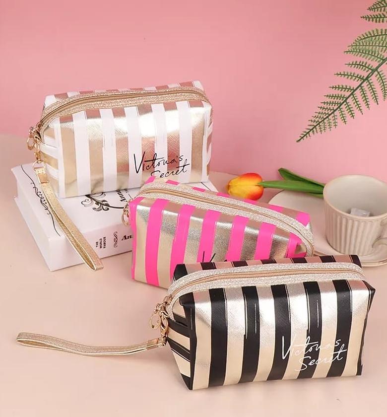 Travel Makeup Storage Bag and Organizer image