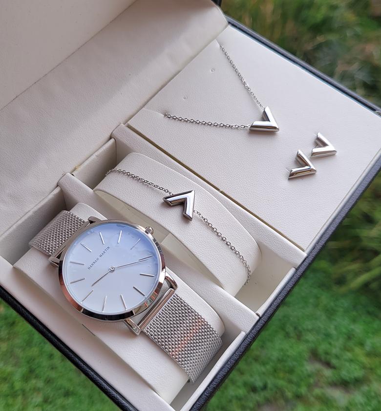 Silver watch set image