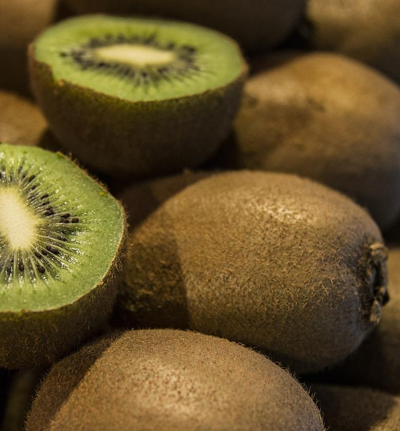 Kiwi a Punnet  image
