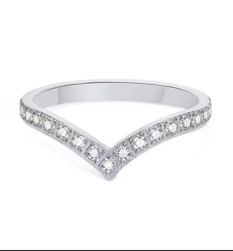Brilliant Pavé V-Shaped Band image
