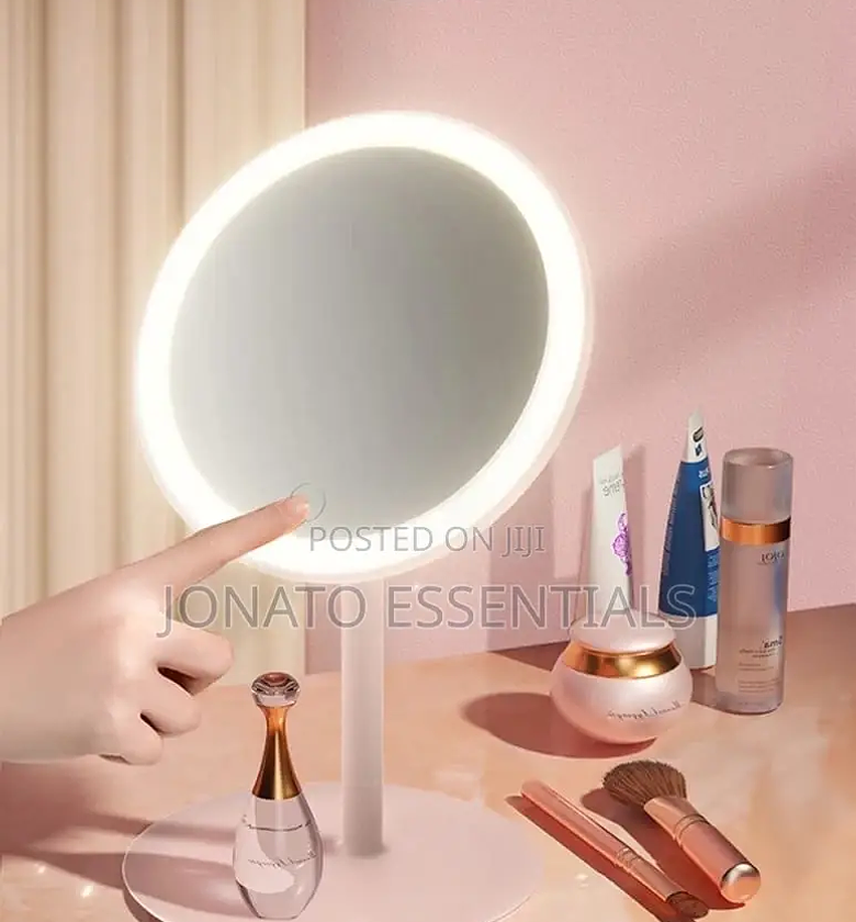 Rechargeable Led Makeup Mirror image