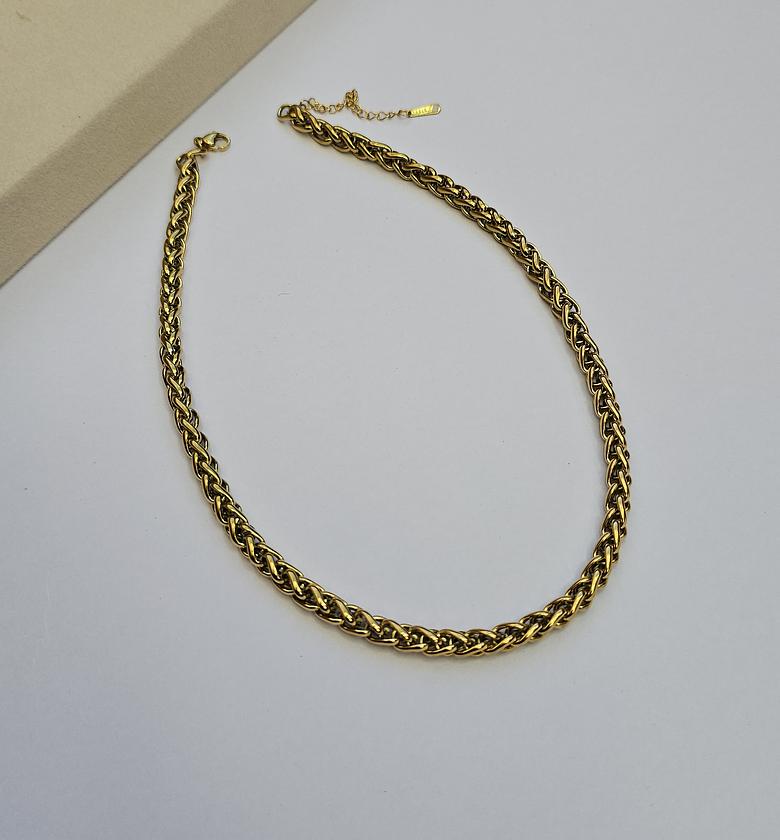 Berry necklace  image