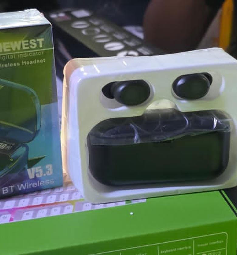  M10 True Wireless Earbuds image