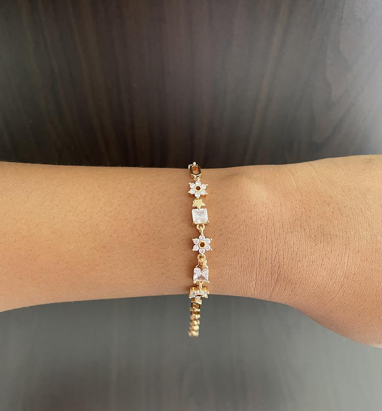 Hakim Bracelet  image