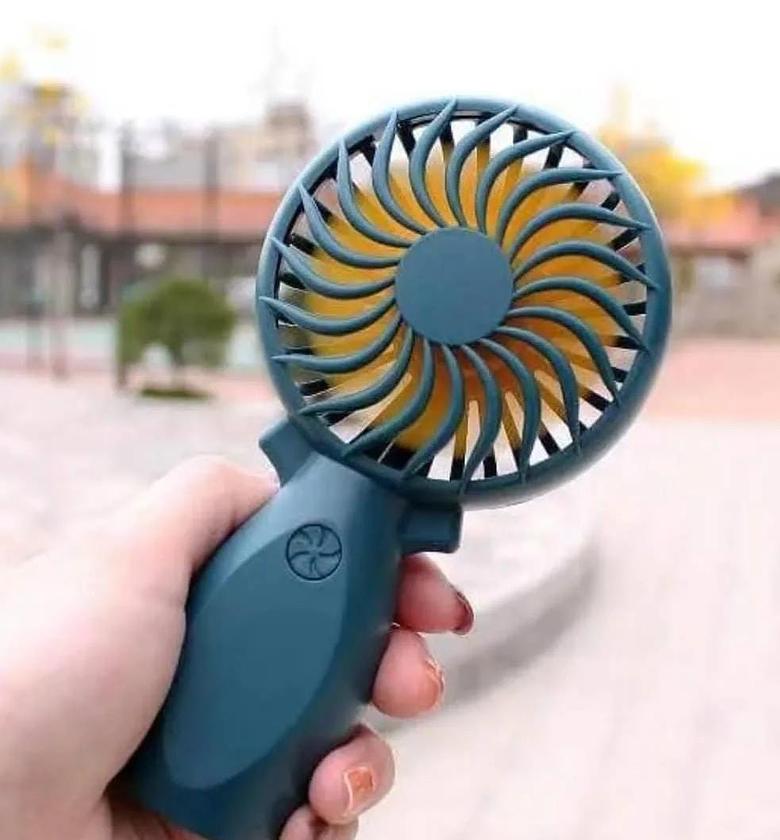 USB chargeable Portable Mini fan image