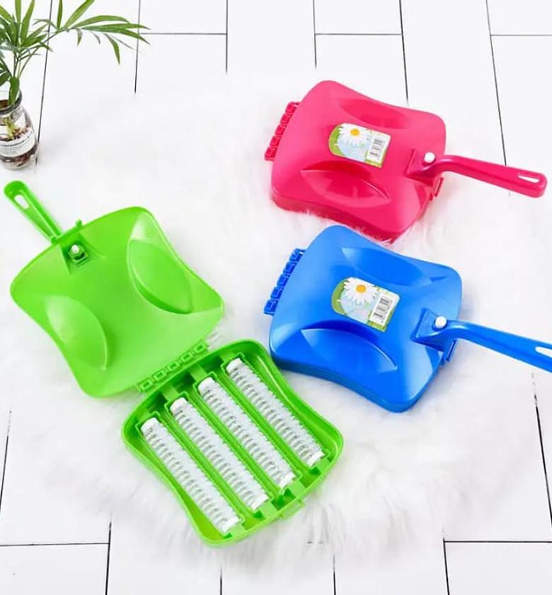 Carpet Debris Cleaning Brush image