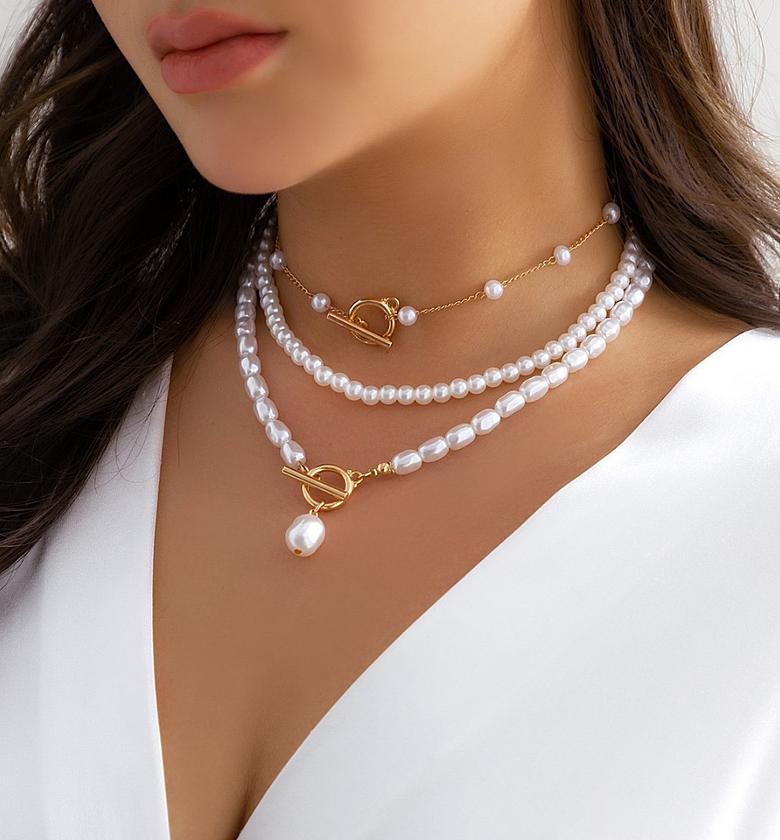 Layered Gold Pearl Necklace Set image