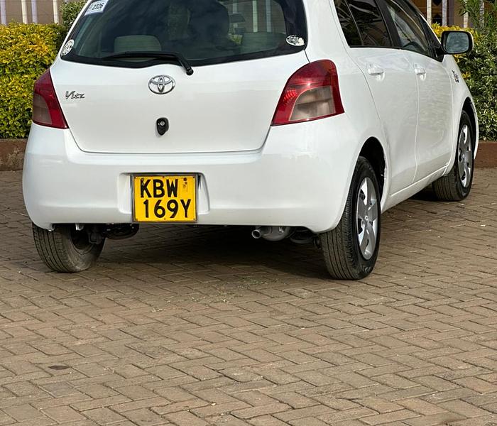 Toyota Vitz KBW, YOM 2006 Model, Automatic, Rating 1000cc image