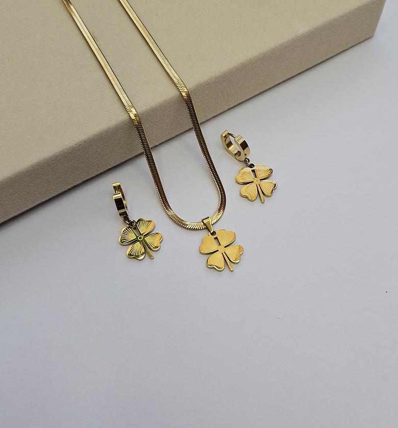 Rosina. Classic clover 🍀  image