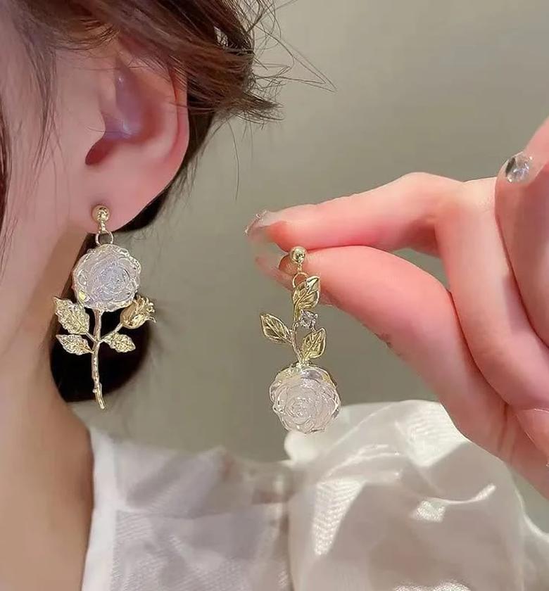 Rose mismatch earrings image