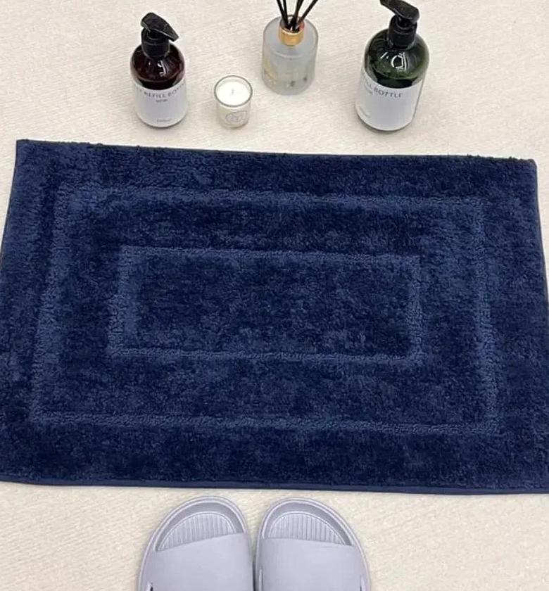 Absorbent bathroom mats image