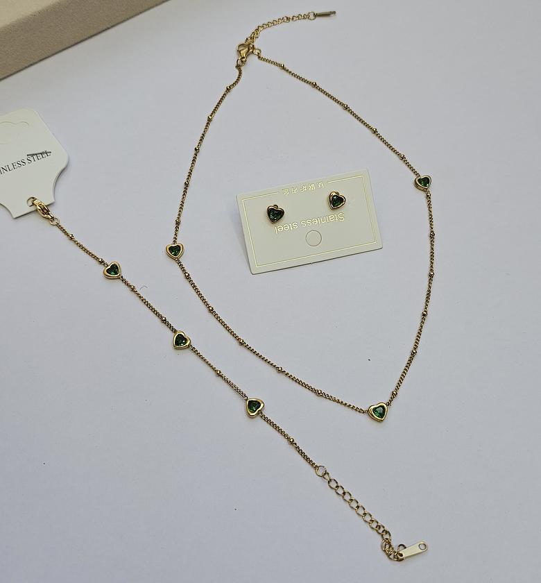 Fidelis emerald green 💚  image