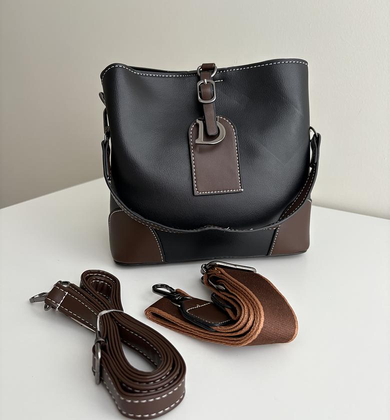 Rivetti Bag - BLACK image
