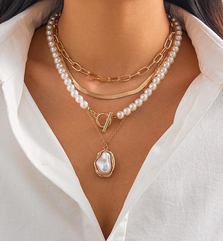 Layered Gold Pearl Necklace Set image