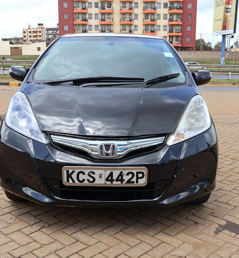 Honda Fit Hybrid KCS, YOM 2011 Model,  Automatic, Rating 1300cc image