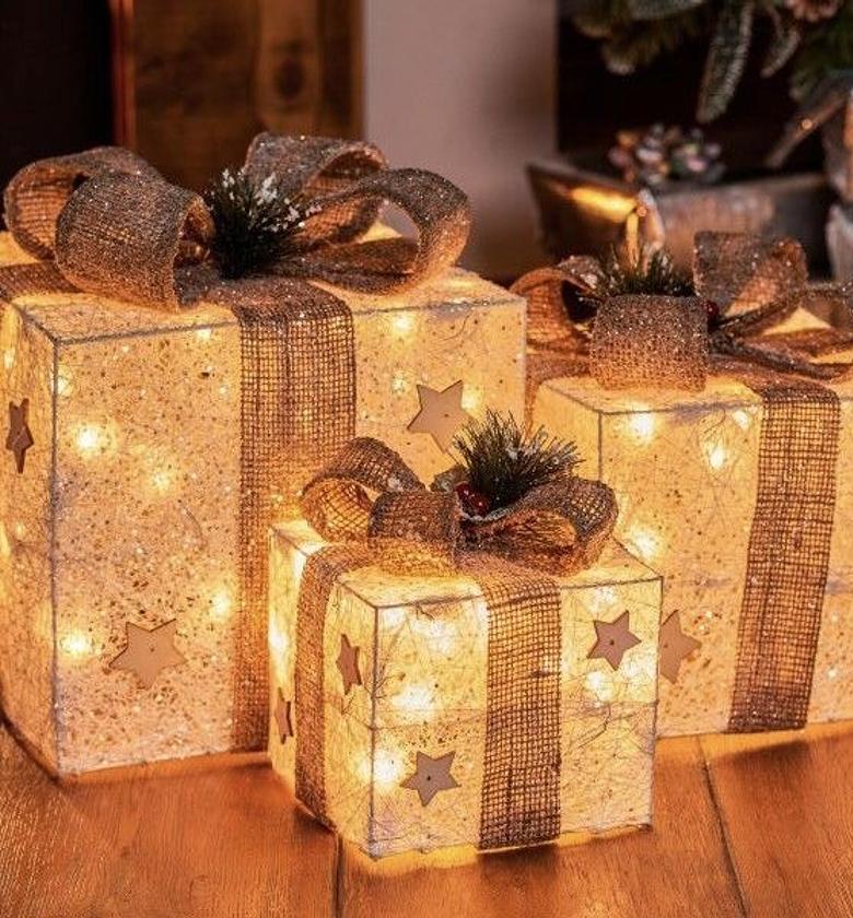 Frosted Starlight Lighted Wire Gift Boxes image