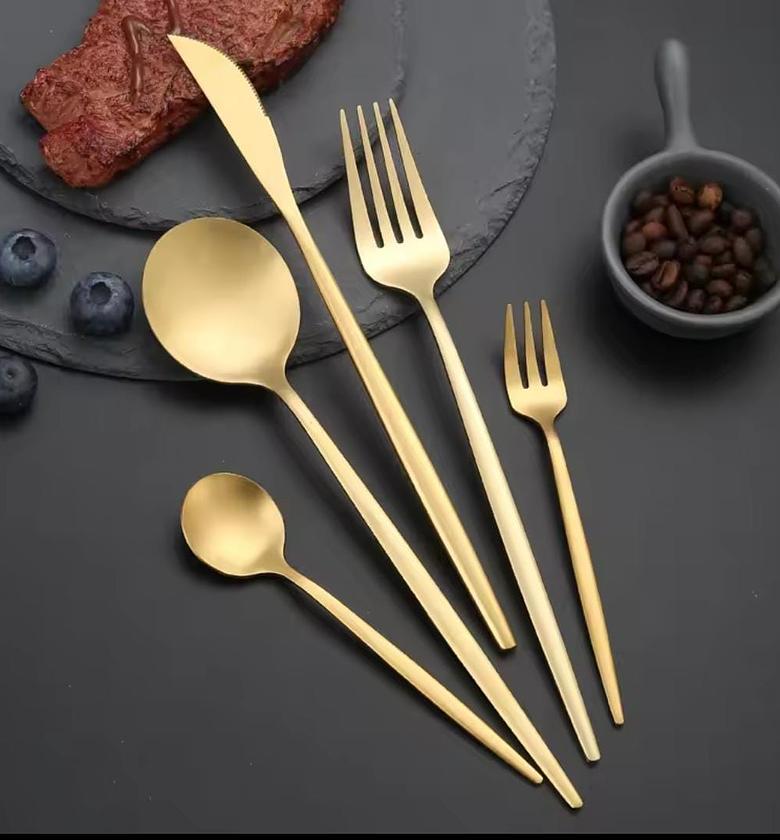 24pcs Luxury cutlery set stainless steel  image