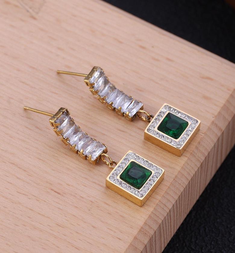 Emerald Gleam Drop Earrings image