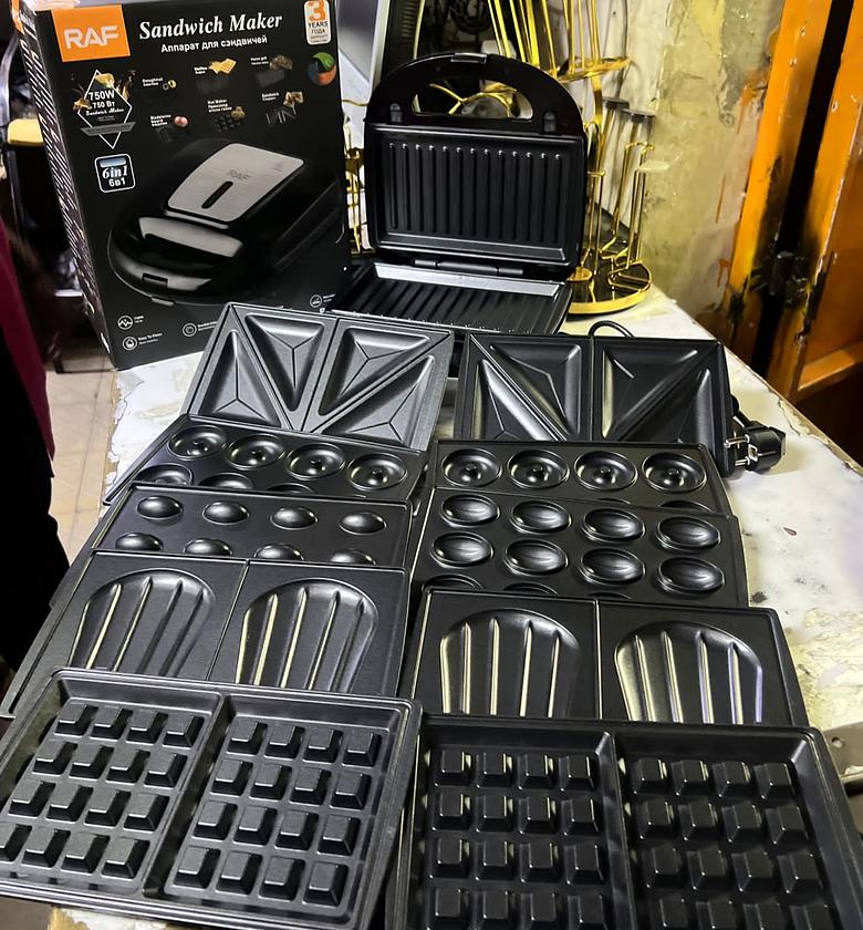 RAF 6-in-1 Multi Snack Maker image