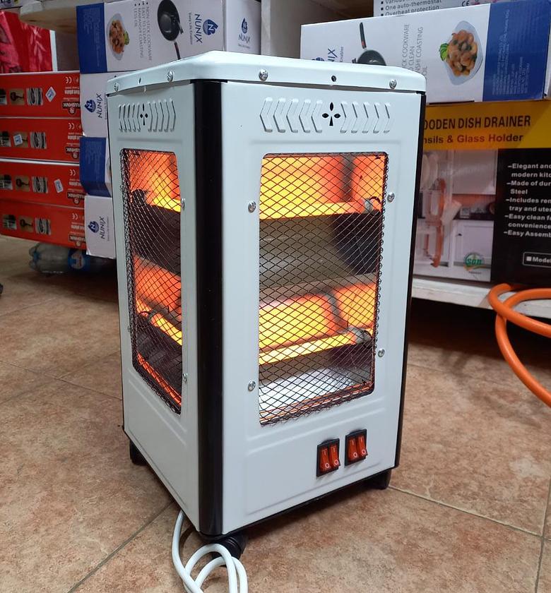 Premier PRH005 2000W Quartz Room Heater With 5 Heating Sides, Wheels And Safety Handle image