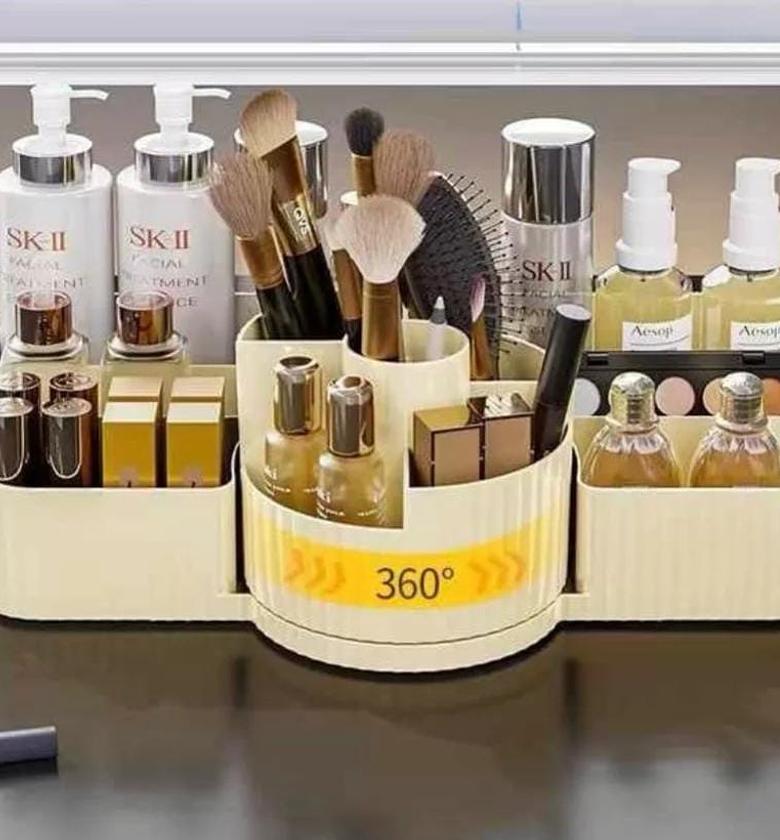 Multipurpose organizer with a 360 degrees compartment image