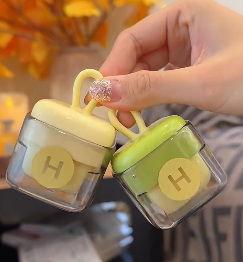 Reusable Adhesive Lint Roller image