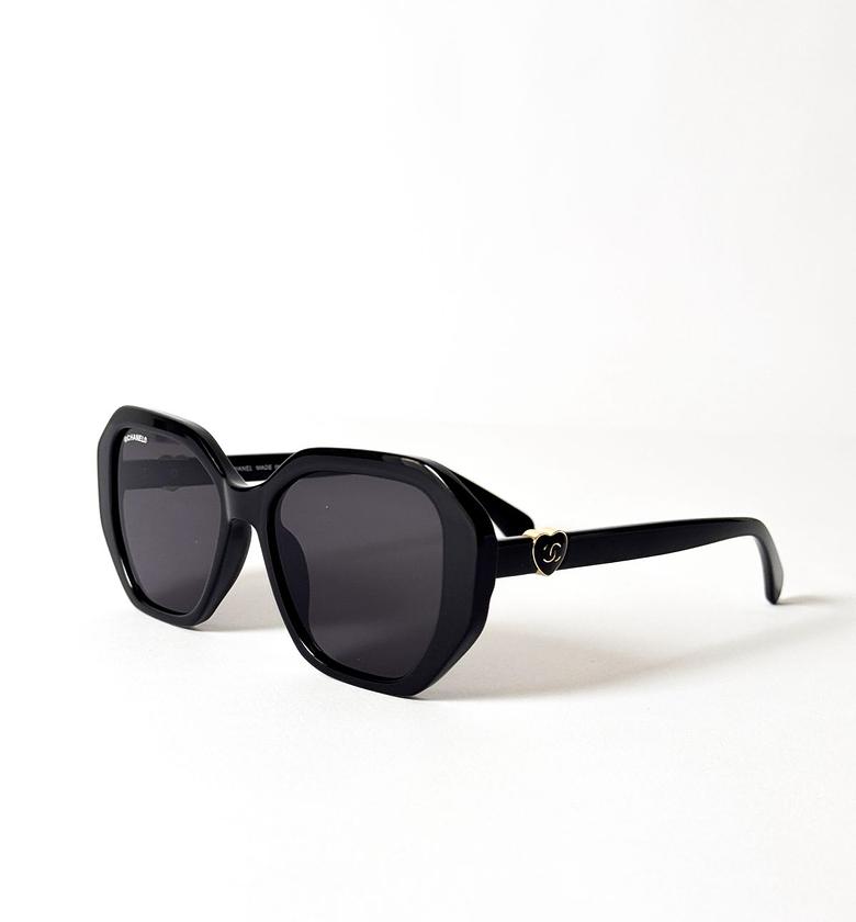 CHL Love heart Black image