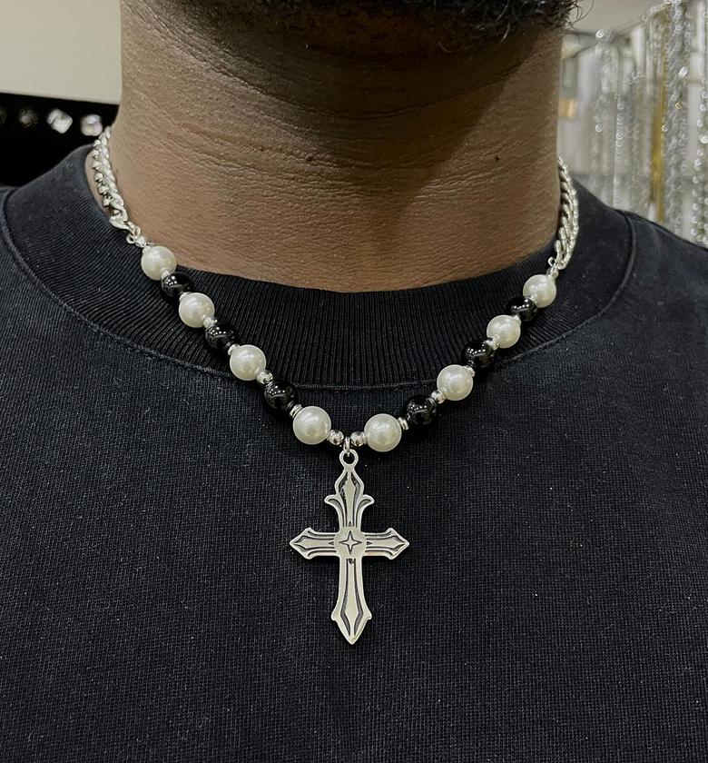 Onyx & Pearl Cross Chain image