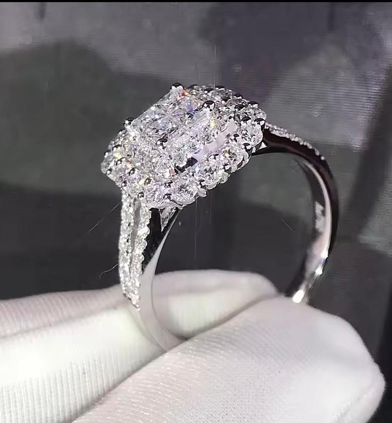 The Regal Cushion Double Halo Set image