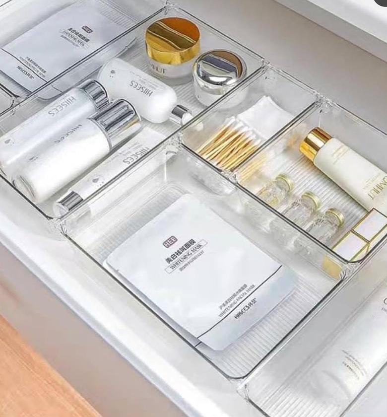 25pcs clear drawer organizers. image
